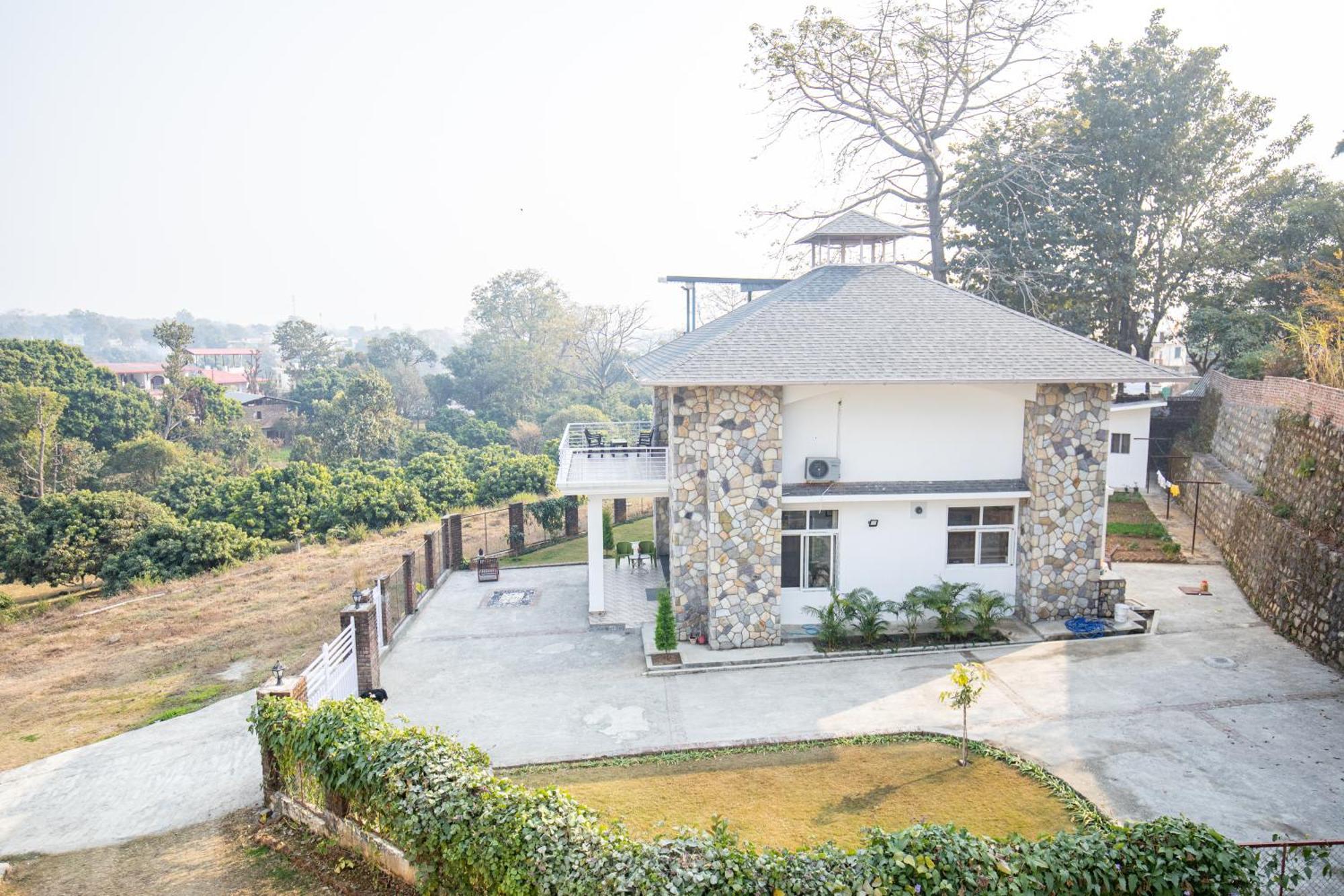 Lazy Fox Hideout - Panoramic View Cottage Дехрадун Экстерьер фото