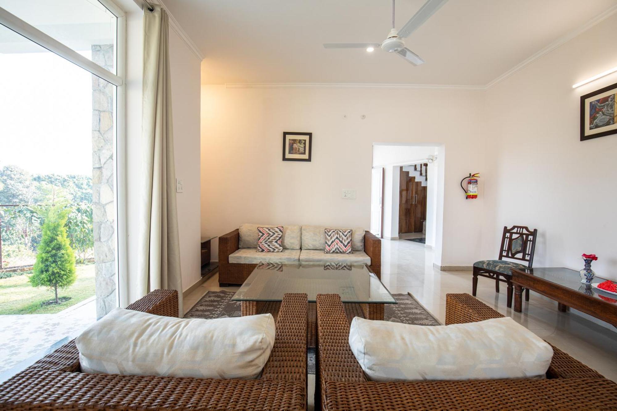 Lazy Fox Hideout - Panoramic View Cottage Дехрадун Экстерьер фото